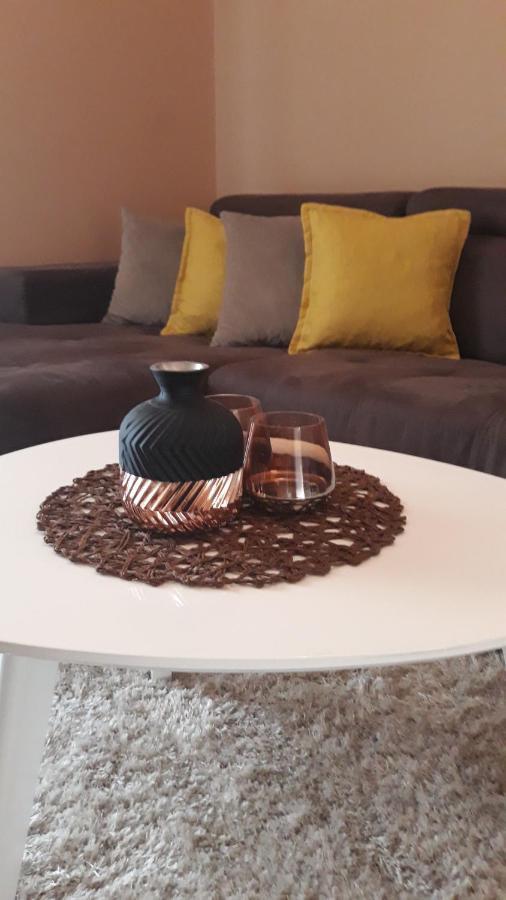 Apartmani Stijepovic พอดโกริกา ภายนอก รูปภาพ