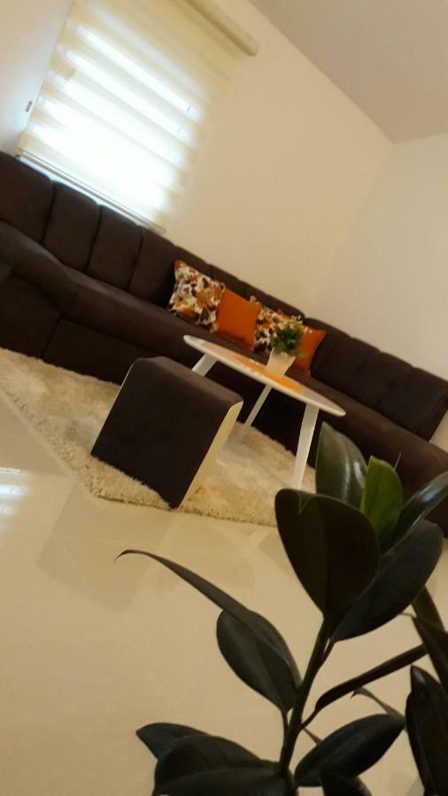 Apartmani Stijepovic พอดโกริกา ภายนอก รูปภาพ