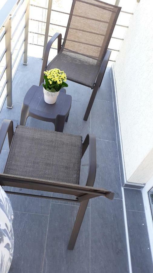 Apartmani Stijepovic พอดโกริกา ภายนอก รูปภาพ
