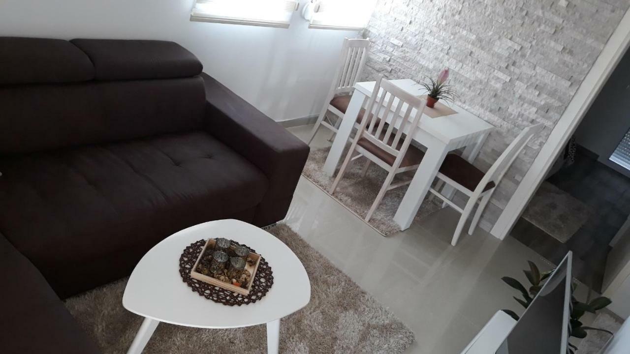 Apartmani Stijepovic พอดโกริกา ภายนอก รูปภาพ